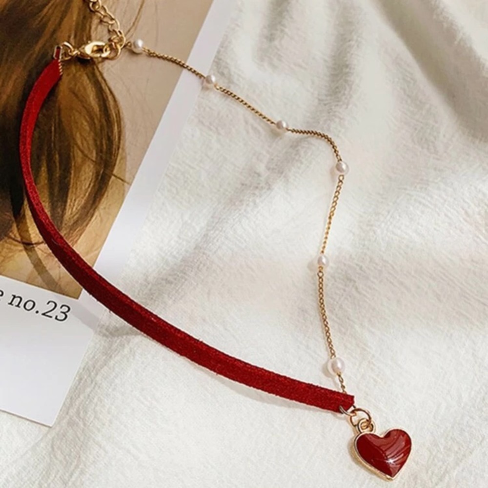 ❤️ Awesome Faux Pearls Metallic Heart Mismatched chain Choker in red or black ❤️ - Picture 5 of 10